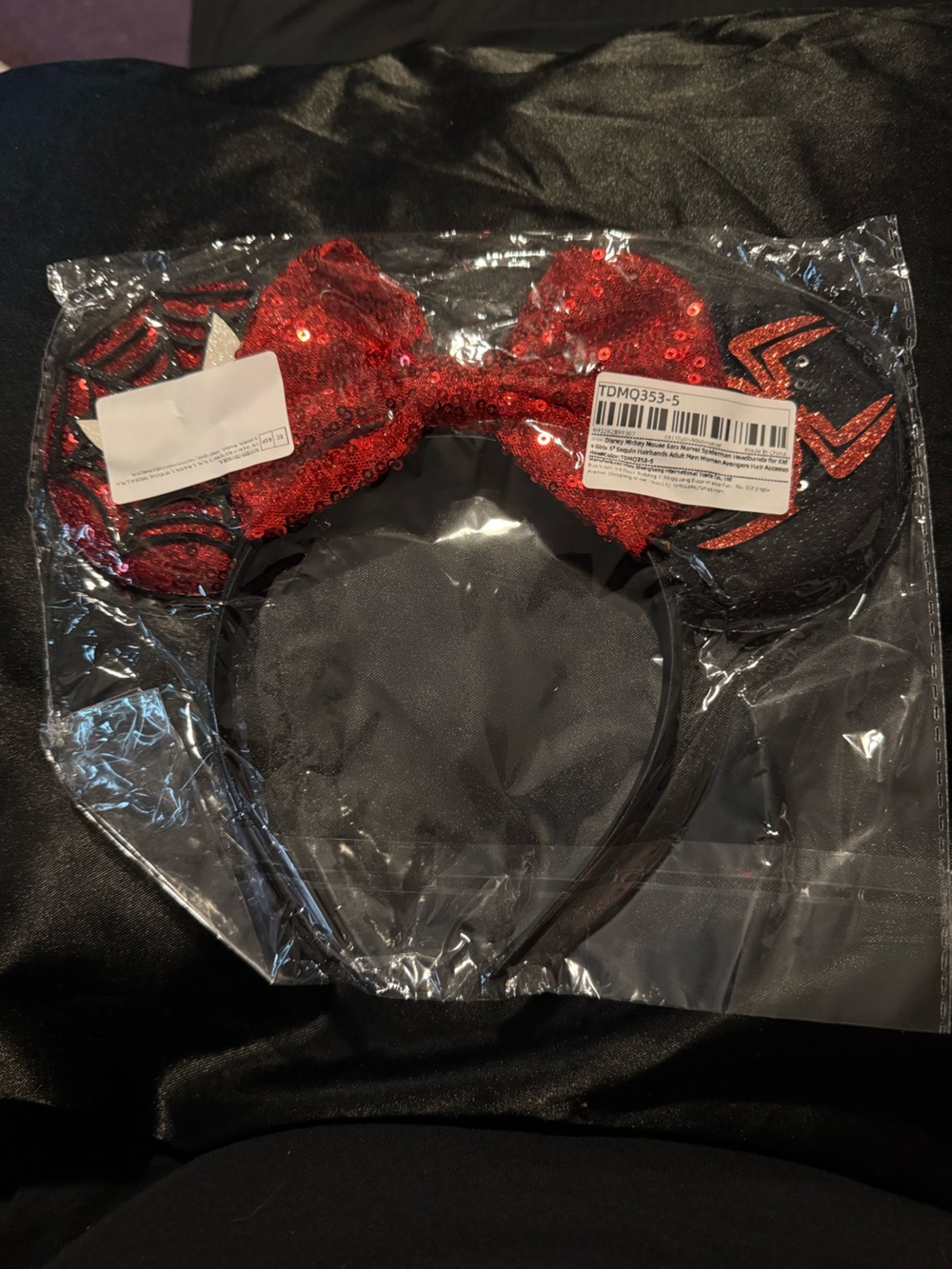 Spider-Man Mickey Ears - Picture 3 of 7